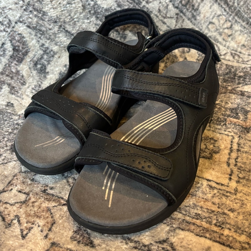 Obeo Rocs Sage Sandals Women’s Size‎ 7